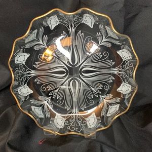 Beautiful vintage embossed glass dish with rippled gold rim